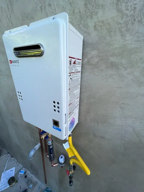 Tankless water heater installation for Reminderville homes